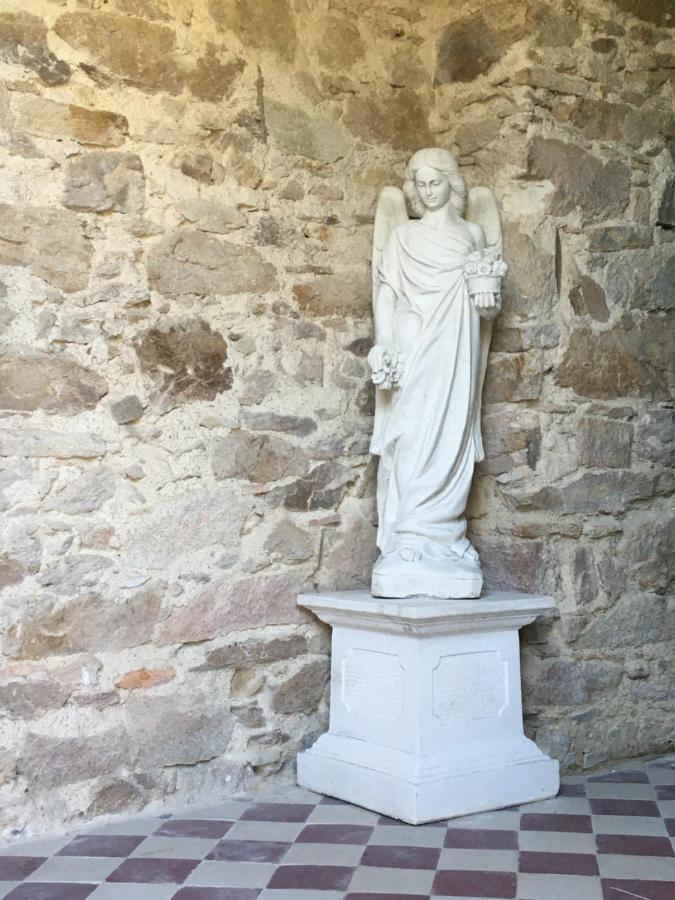 Chateau De Villeneuve - Montolieu Ngoại thất bức ảnh